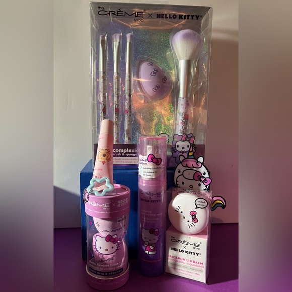 The Creme Shop Other - CRÈME Shop Hello Kitty Pink and Purple 5 piece Beauty Gift Set (brand new)